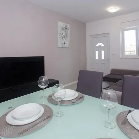 Apartment Spalato Split * スプリト