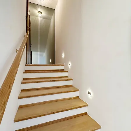 Apartment Iii